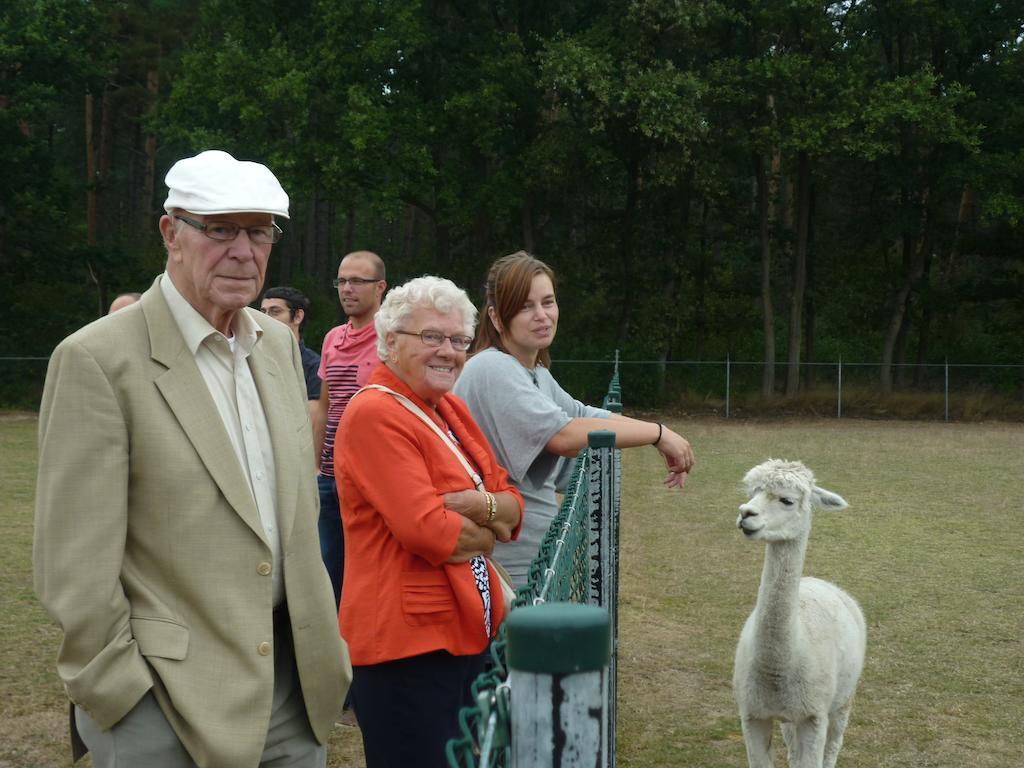 Апартаменты De Alpacaboerderij Bocholt Экстерьер фото